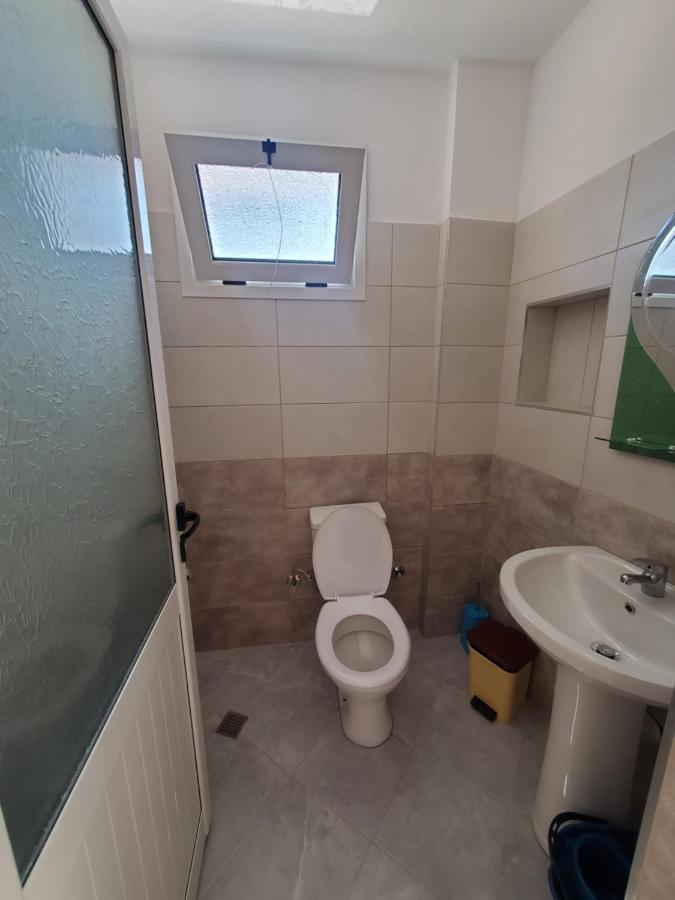 Guest House Влёра Экстерьер фото