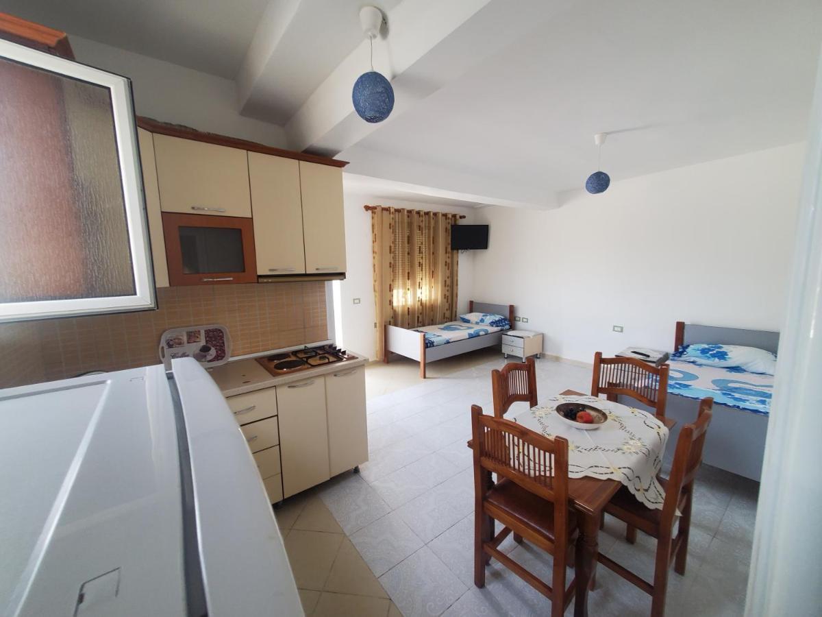 Guest House Влёра Экстерьер фото