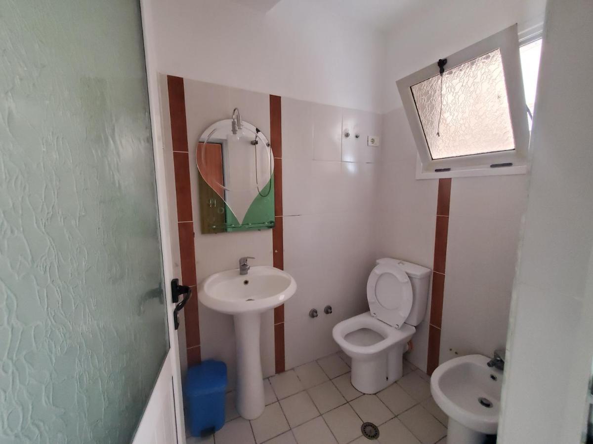 Guest House Влёра Экстерьер фото