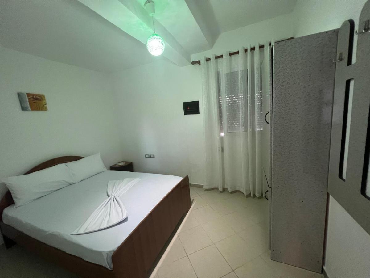 Guest House Влёра Экстерьер фото