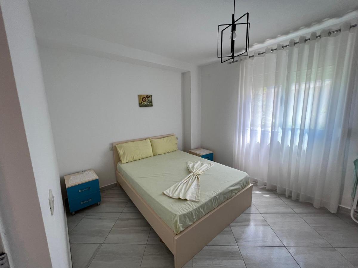 Guest House Влёра Экстерьер фото